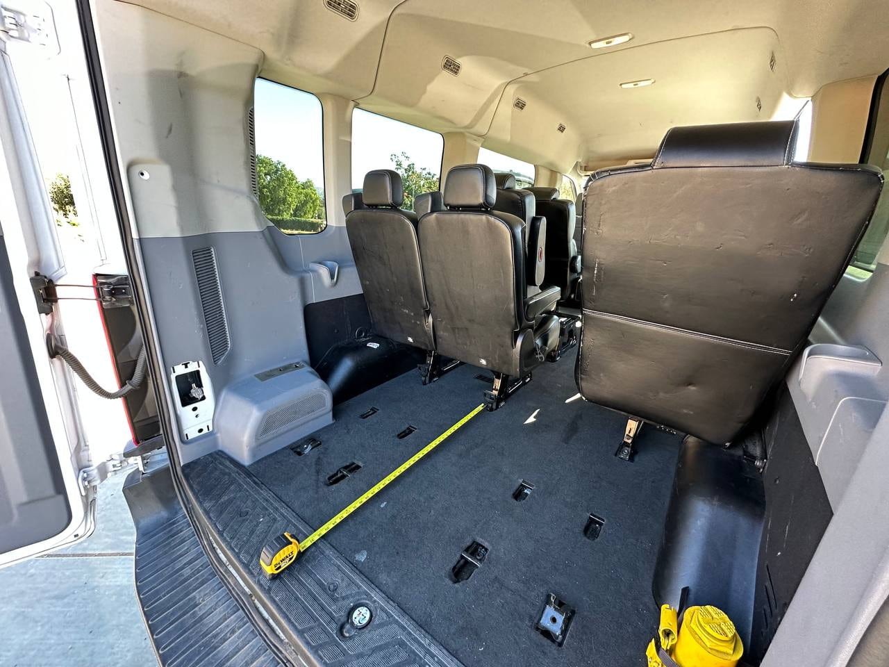 9 Reclining Business Van Transit