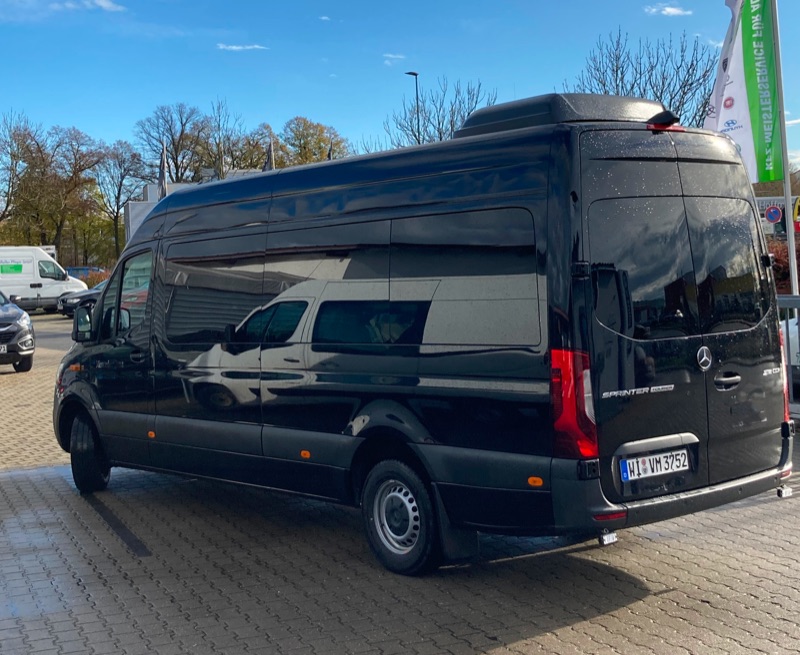 Europe 9 Seater XL โ 170" Wheelbase dimensions diagram