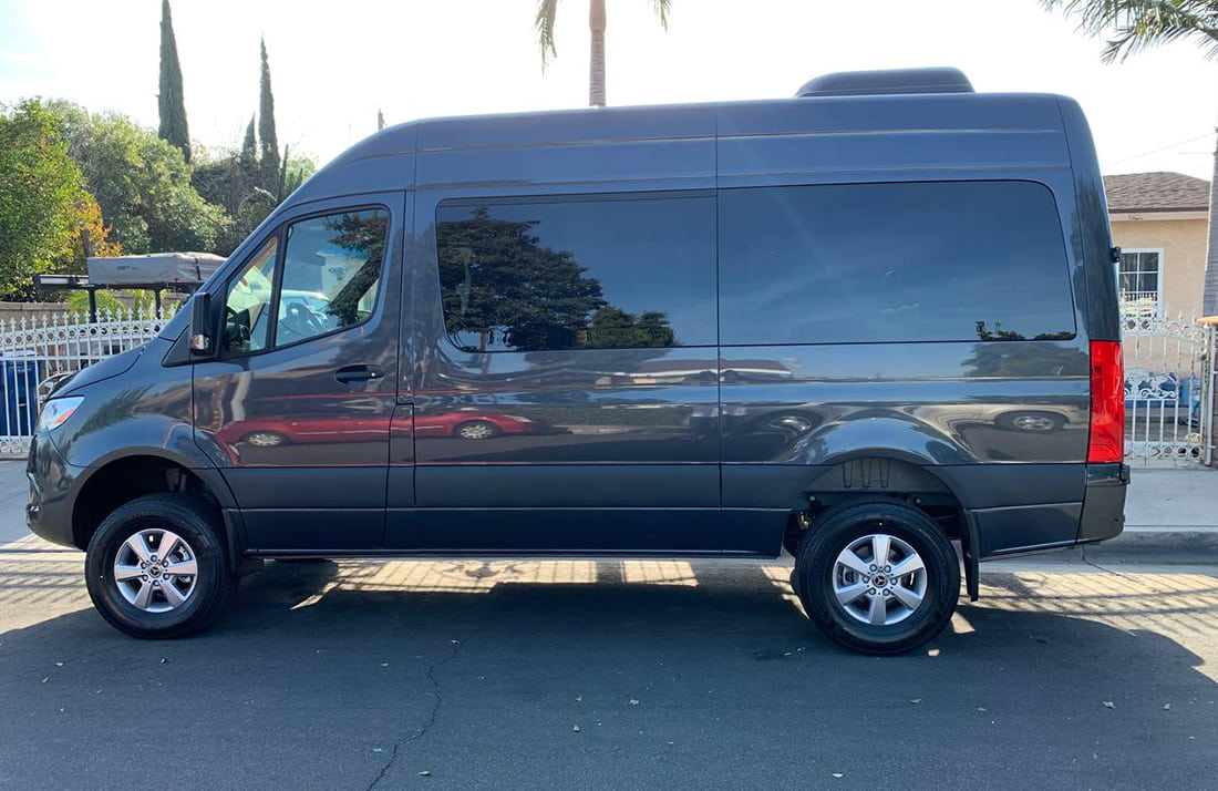 12 Seater 4wd Sprinter van rental