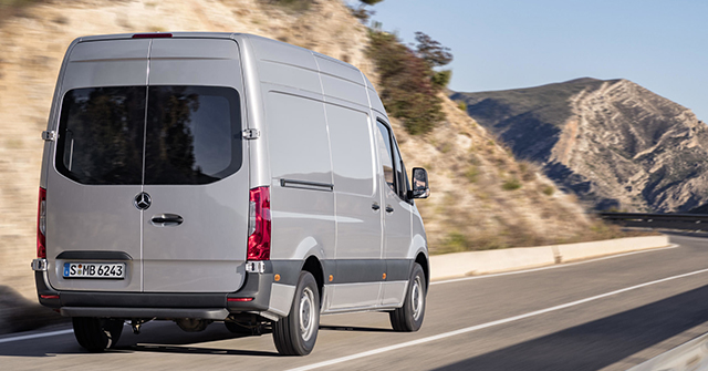 mercedes-benz 2018 sprinter van back exterior