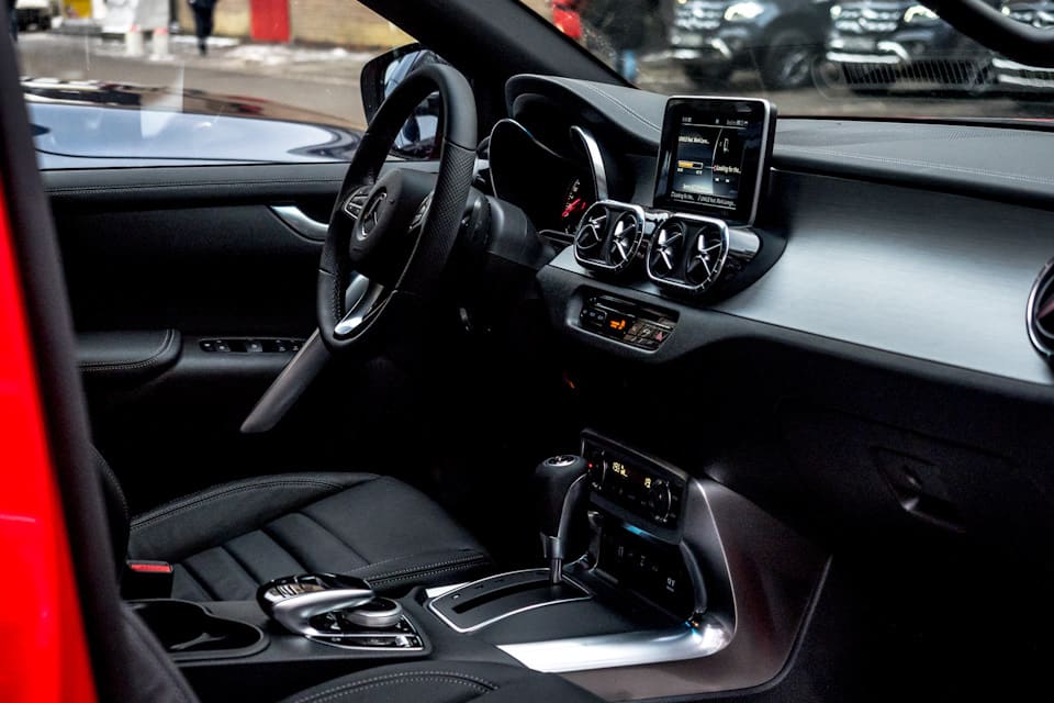 Mercedes-Benz X-Class Interior