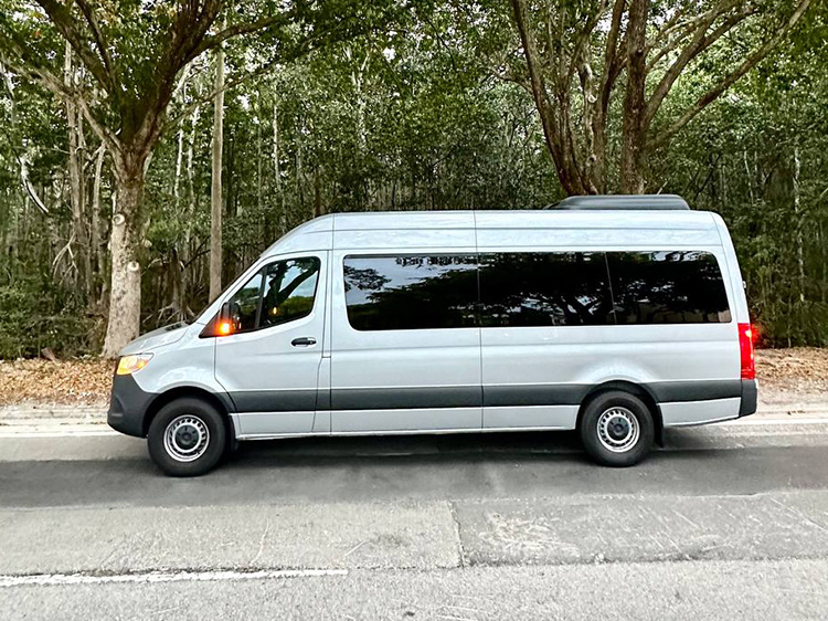 parking spaces for Sprinter Van in Fort Lauderdale