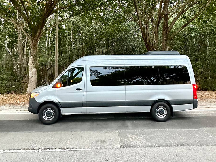 Where to park a Sprinter van in Fort Lauderdale | Sprinter Van Rentals USA