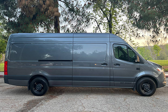 New Jersey long Cargo Van